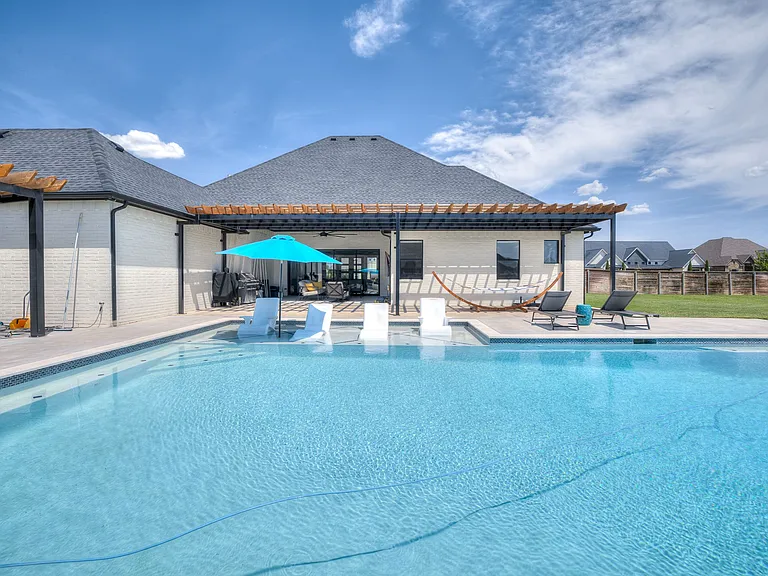 4001 Timber Valley Dr — Photo 40