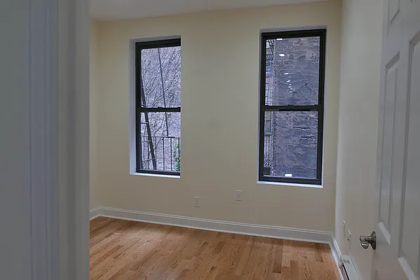 Rented by Urban Real Estate Property Group Inc | media 8