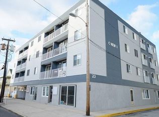 23 38th St APT 103, Sea Isle City, NJ 08243