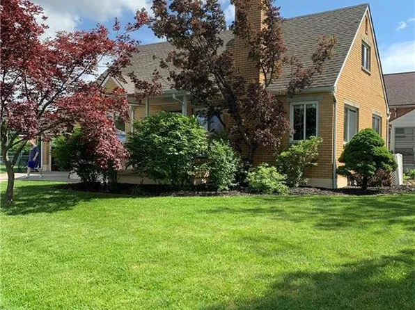 1114 Yorkshire Pl, Dayton, OH 45419
