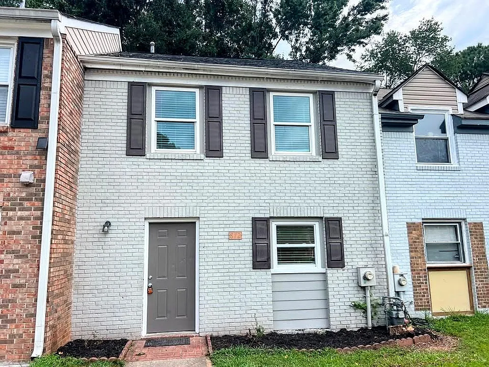 872 Baltimore Pl SW