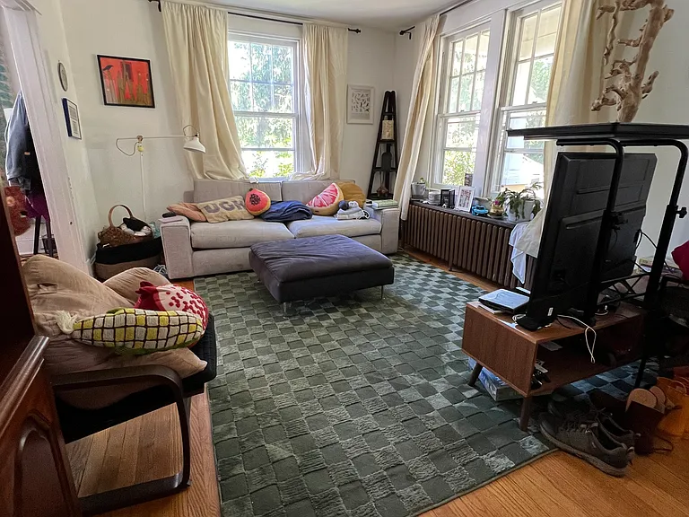 511 Avon St — Photo 3