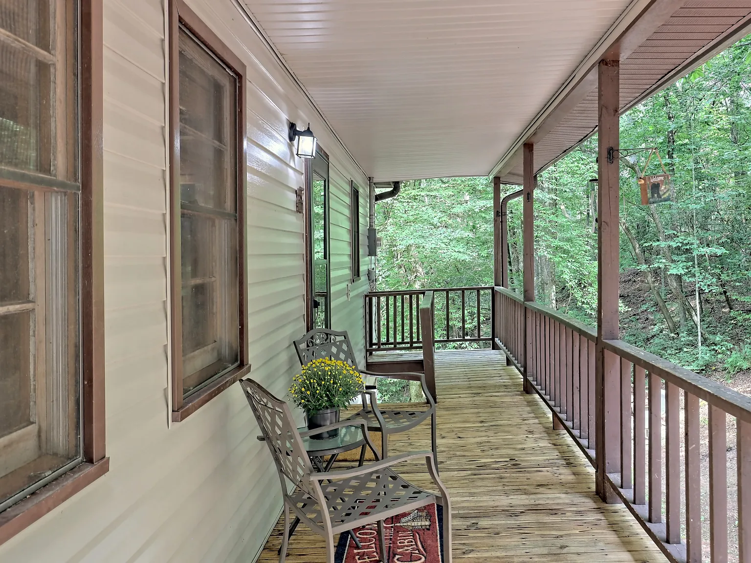 492 Sims Way — Photo 2
