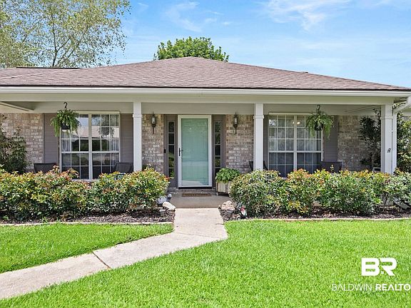 2nd image of 53 Magnolia Cir N