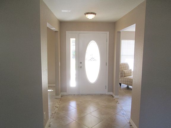 3rd image of 2568 Alesio Ave