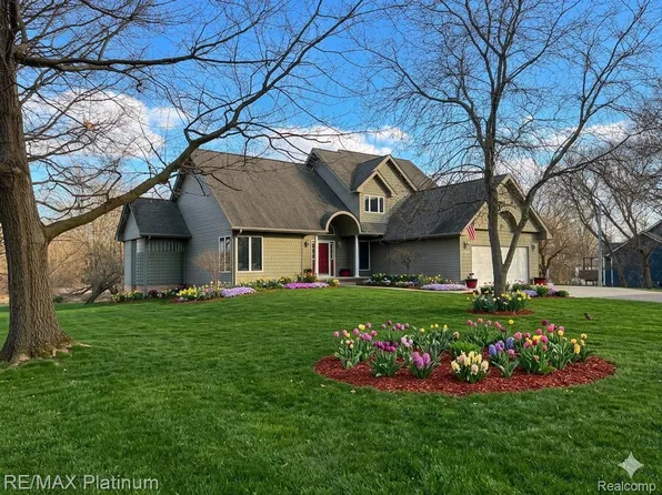 12003 Sharp Rd, Linden, MI 48451