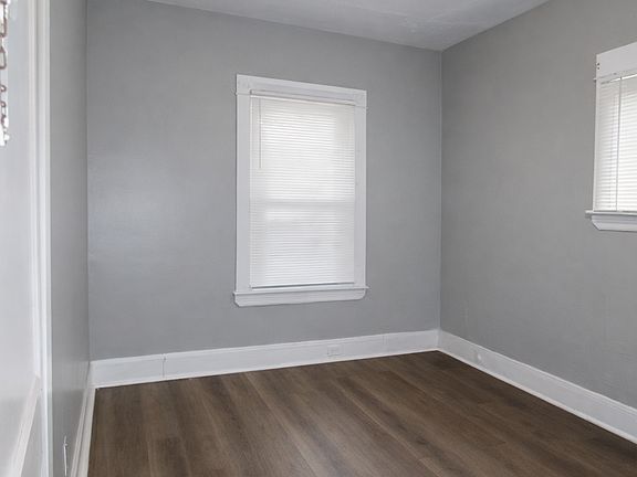 5th image of 10514 Mount Auburn Ave #1