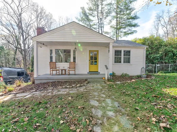 151 Lakewood Dr, Asheville, NC 28803