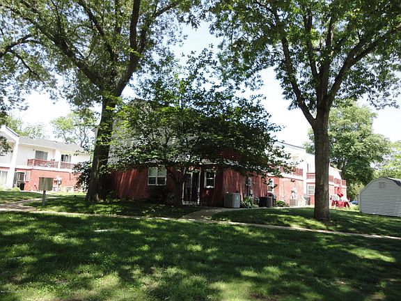 4th image of 593 Garfield Ave APT 15