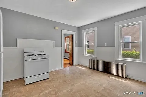 2 bed, 1228 sqft, $1,850 — Photo 2