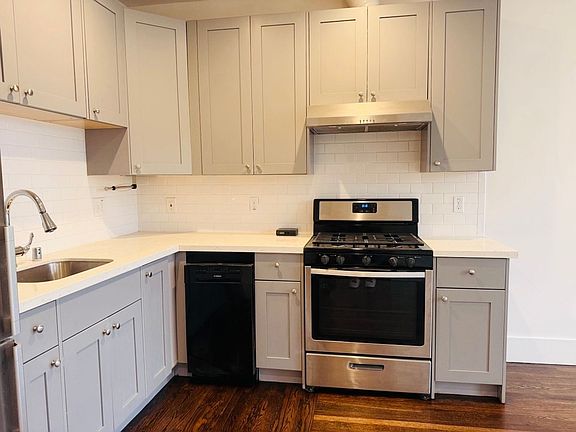 2nd image of 3791 Webster St APT 6