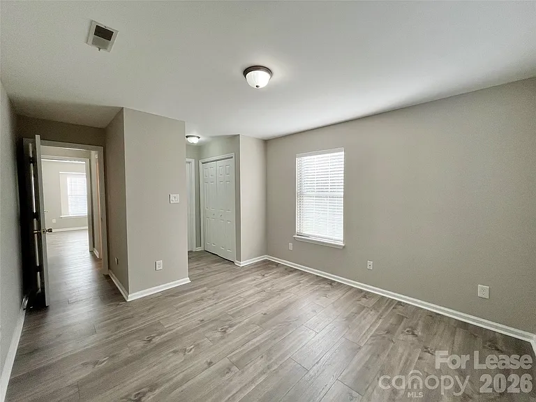 2901 Iron Gate Ln — Photo 16