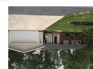 5465 Elm Dr, Lewiston, NY 14092