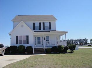 16 Faircloth Ct, Clayton, NC 27520