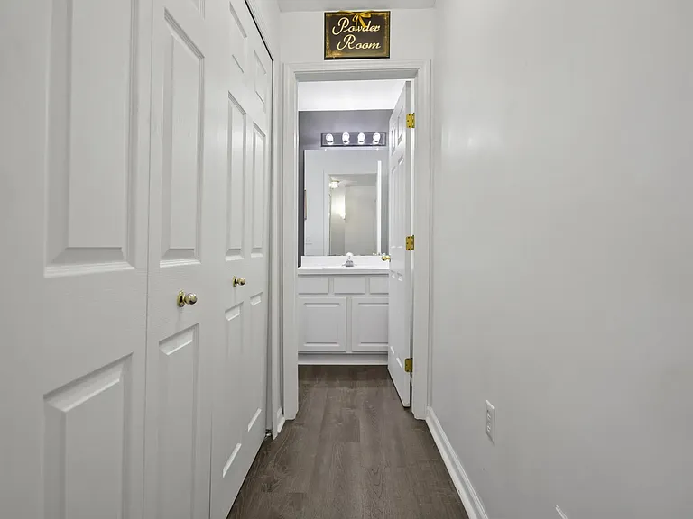 5849 Lafayette Ln — Photo 18