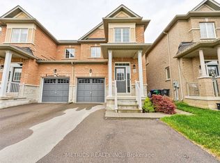 63 Lesabre Cres, Brampton, ON L6P3R4