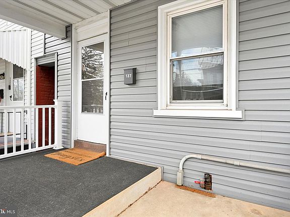 3rd image of 137 E High St
