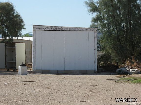 3rd image of 4960 E & 4954 Tonopah Drive