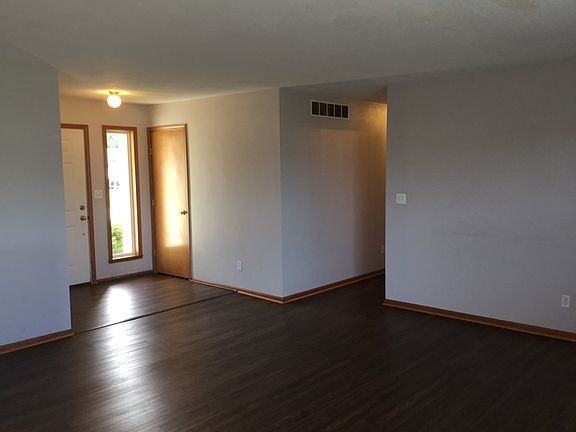 2nd image of 630 Winfield Dr