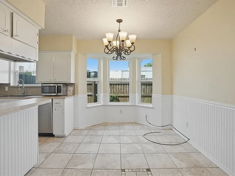 6826 Sahara Dr — Photo 20
