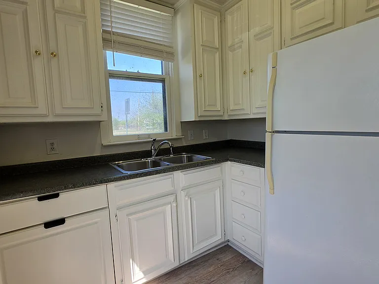 145 N Kealy St #2 — Photo 16
