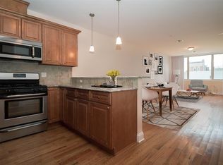 422 68th St APT 210, Guttenberg, NJ 07093