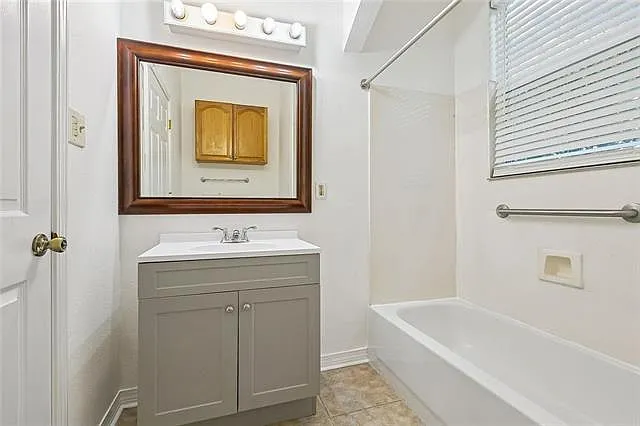 2646 Jonquil St — Photo 8