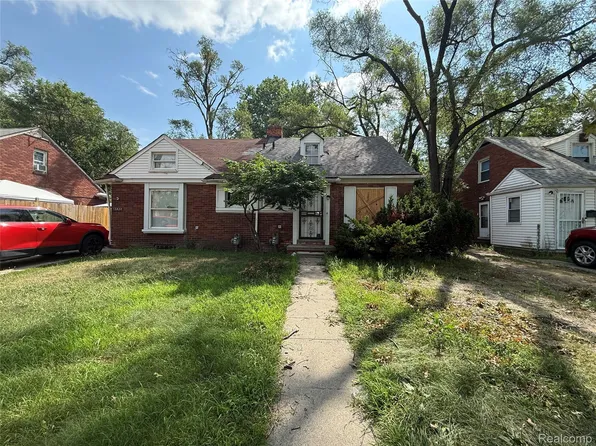 15830 Meyers Rd, Detroit, MI 48227