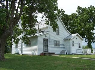 7621 NW Gospel Rd, Amity, MO 64422