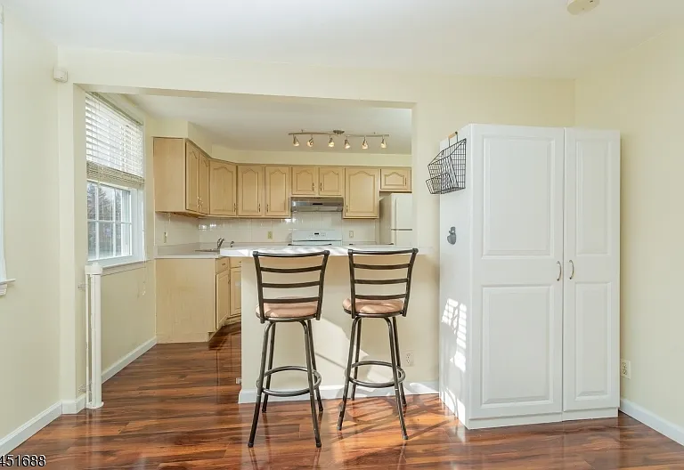 59 W Main St #2 — Photo 15