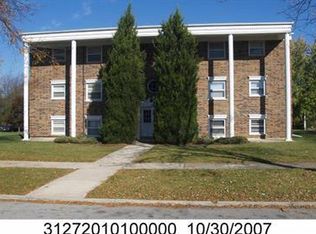 4126 Charleston Rd APT 3W, Matteson, IL 60443