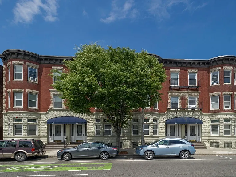 67 Brighton Ave #4R — Photo 2