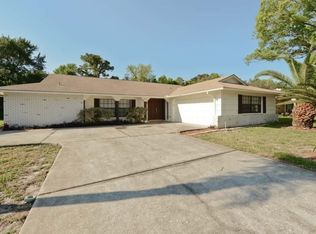 8310 Reynolds Dr, Hudson, FL 34667
