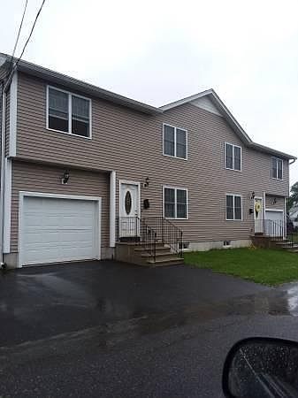 2nd image of 143 Pendexter Ave