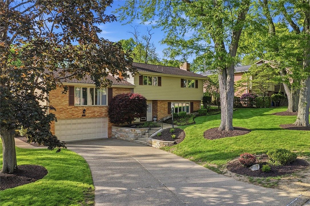 m*t様 house on the hill tile parent pant 199 Beall Dr, Pittsburgh, PA 15236 | Zillow