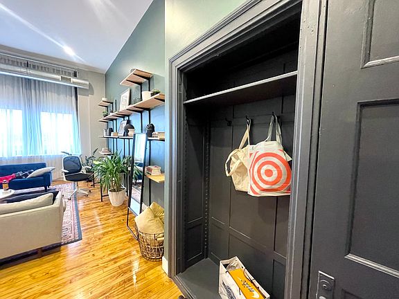 5th image of 1501 S 17th St #319B