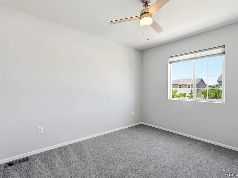 7375 Forest Meadows Ave — Photo 30
