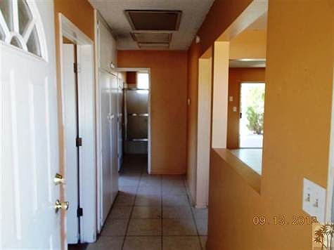 3rd image of 7422 Barberry Ave