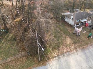11239 E Smart Ave, Independence, MO 64054