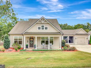 15 E Field St, Newnan, GA 30263