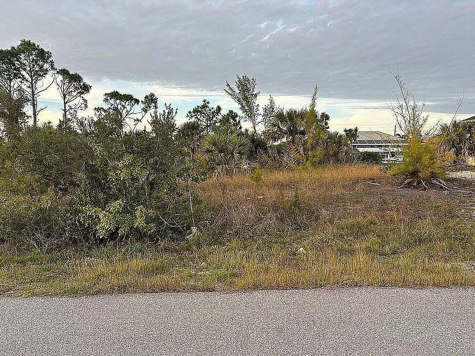 2nd image of 15245-61 Chinook Way