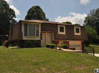 2593 Cedar Valley Dr, Conover, NC 28613