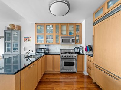 200 W End Ave APT 10D, New York, NY, 10023