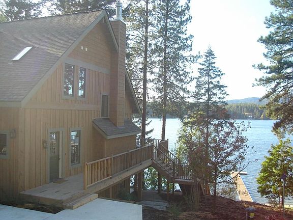 2nd image of 13117 NE Newman Lake Dr