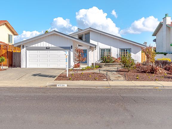 5th image of 4528 Delores Dr