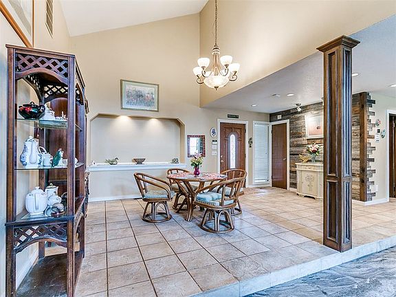 5th image of 7104 N Lakeway Dr