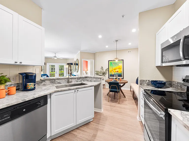 Saratoga Place — Photo 6