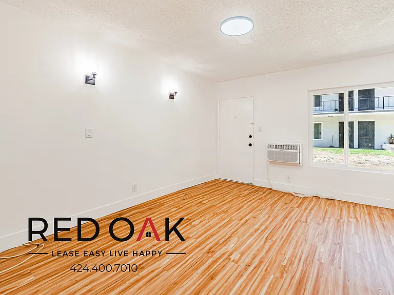 12605 Kensington Ln #3 — Photo 6