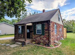 707 W 4th St, Pella, IA 50219