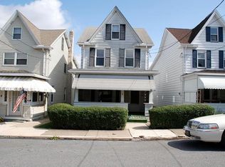 6 5th St, Kelayres, PA 18231